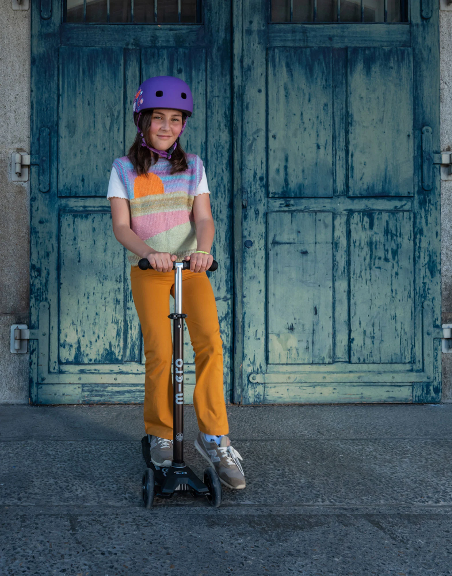 Maxi Micro Deluxe ECO LED Kids Scooter - Image 9