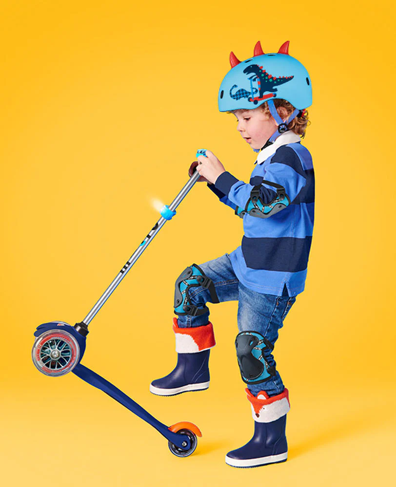 Micro Kids Bike Helmet 3D - Image 3