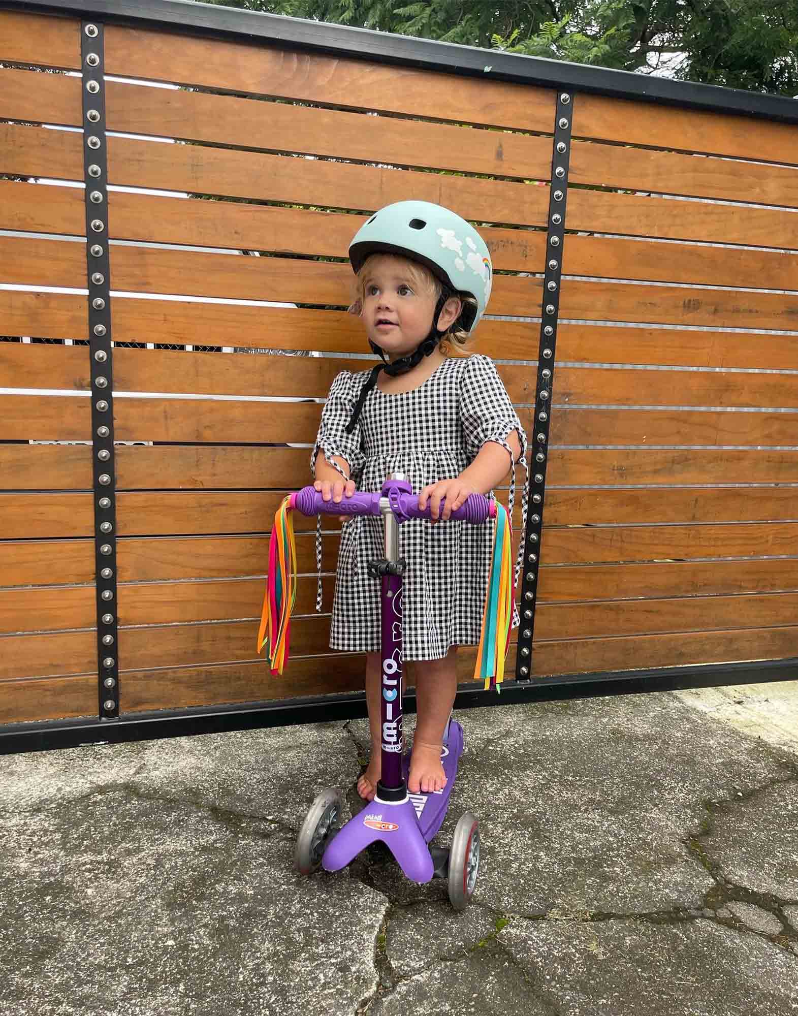 Mini Micro Deluxe 3 Wheel Scooter - Image 22