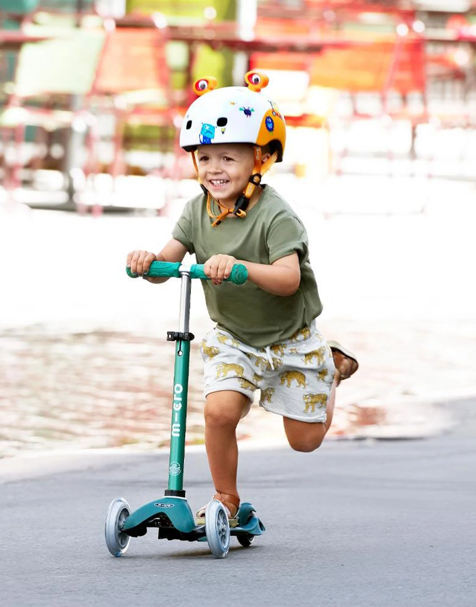 Mini Micro Deluxe Eco 3 Wheel Scooter - Image 7